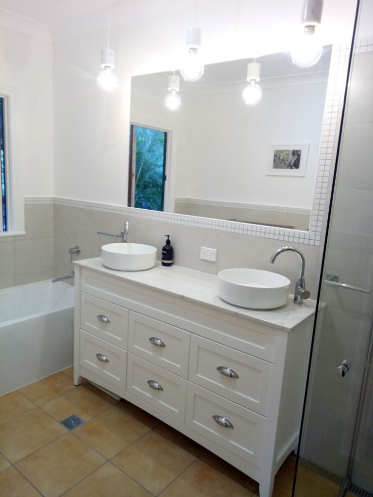 bathroom tiler gold coast